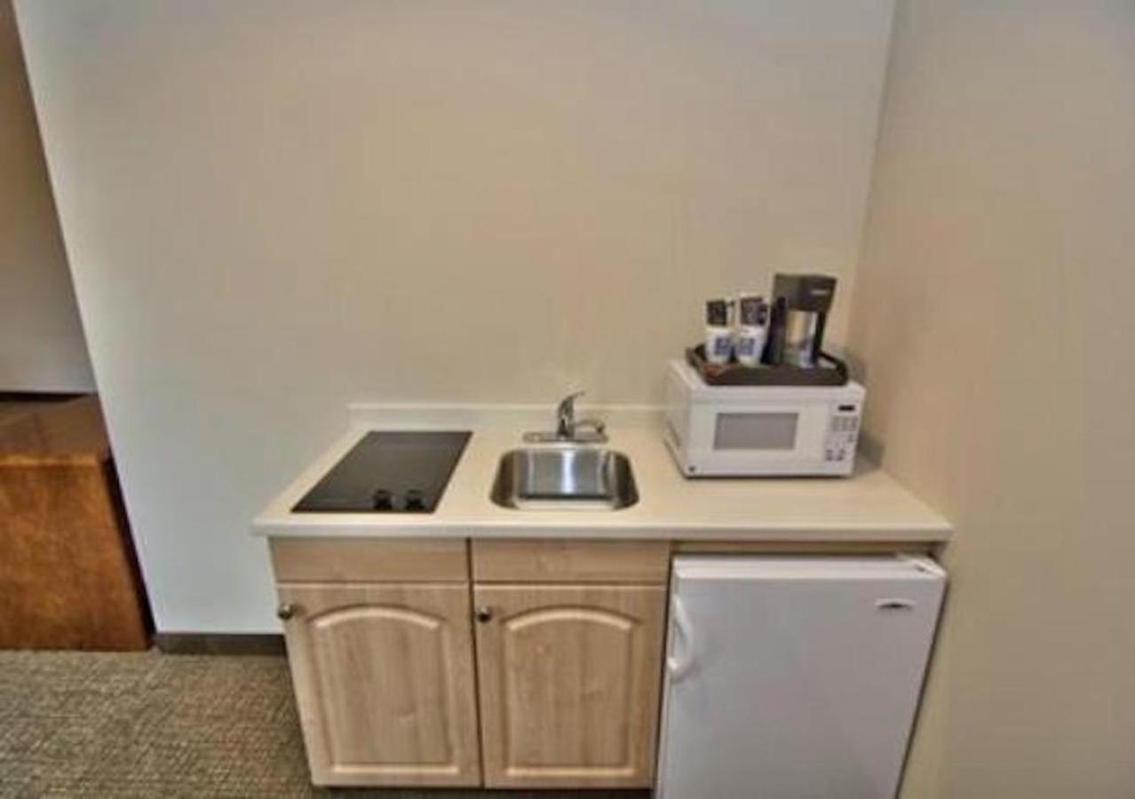 Comfort Inn Apalachin - Binghamton W Route 17 Ngoại thất bức ảnh