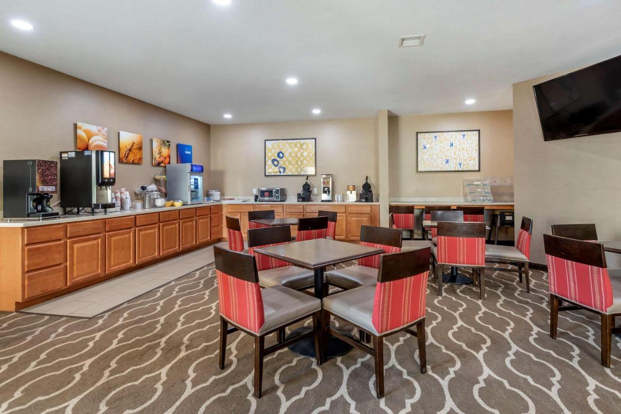 Comfort Inn Apalachin - Binghamton W Route 17 Ngoại thất bức ảnh