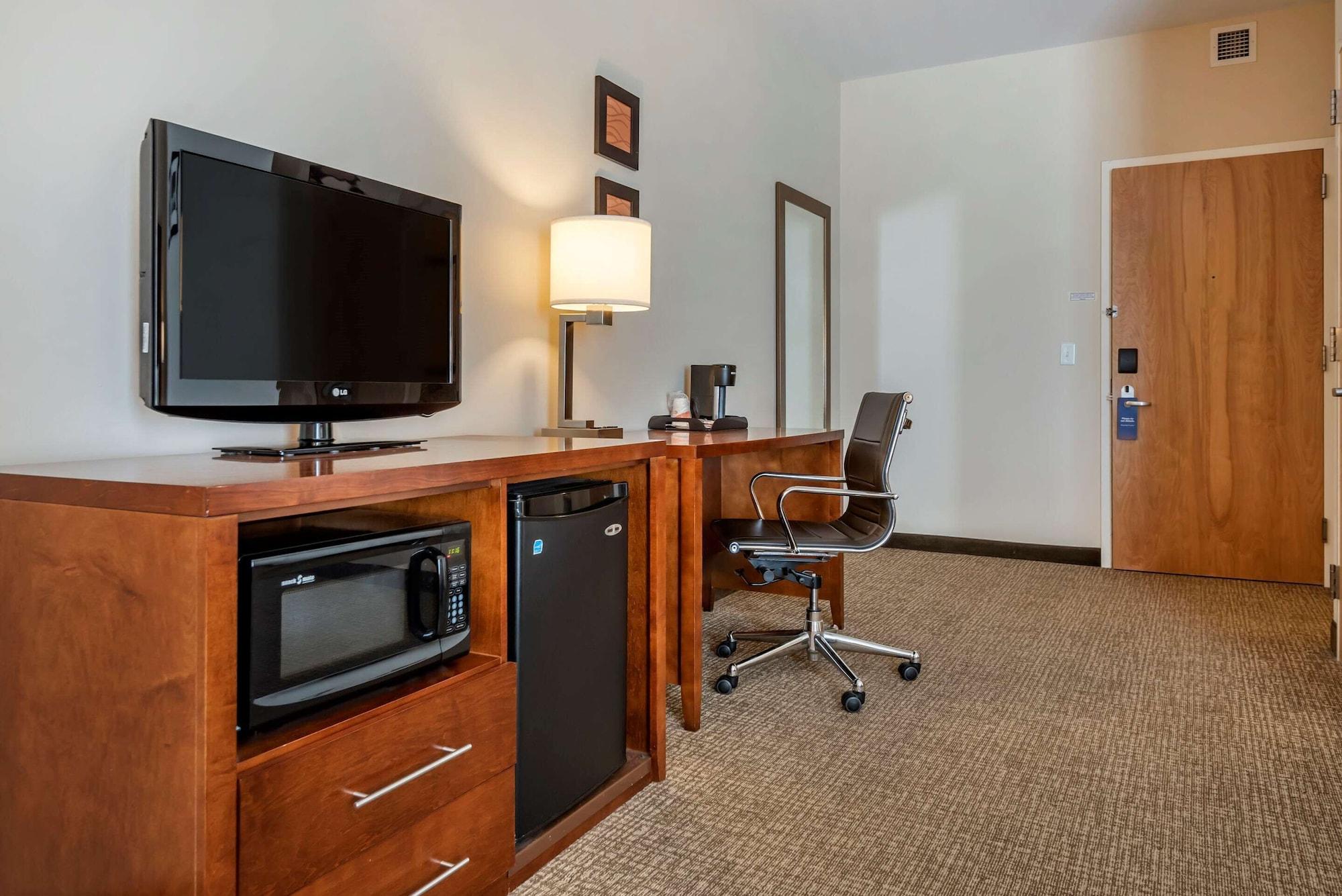 Comfort Inn Apalachin - Binghamton W Route 17 Ngoại thất bức ảnh