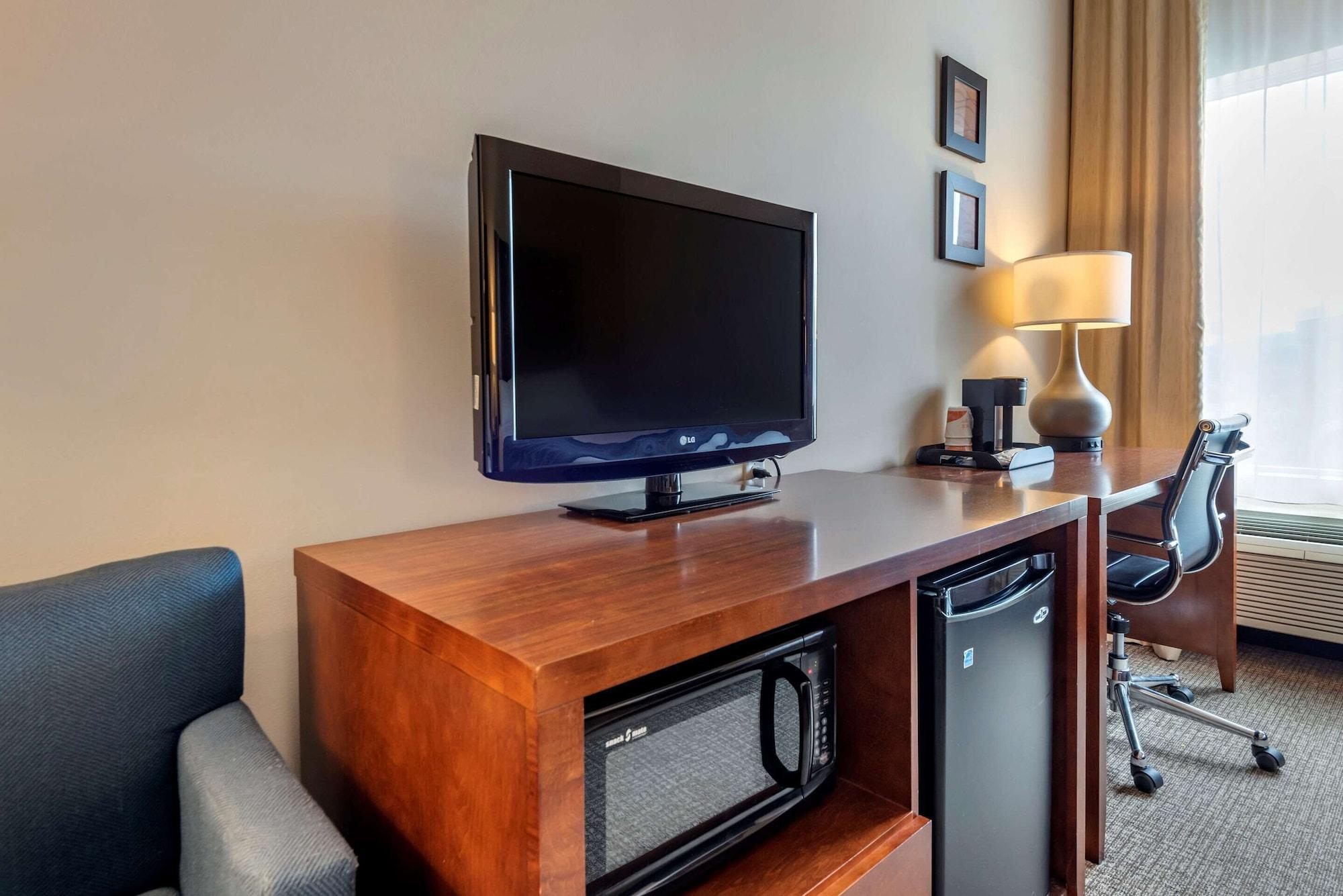 Comfort Inn Apalachin - Binghamton W Route 17 Ngoại thất bức ảnh